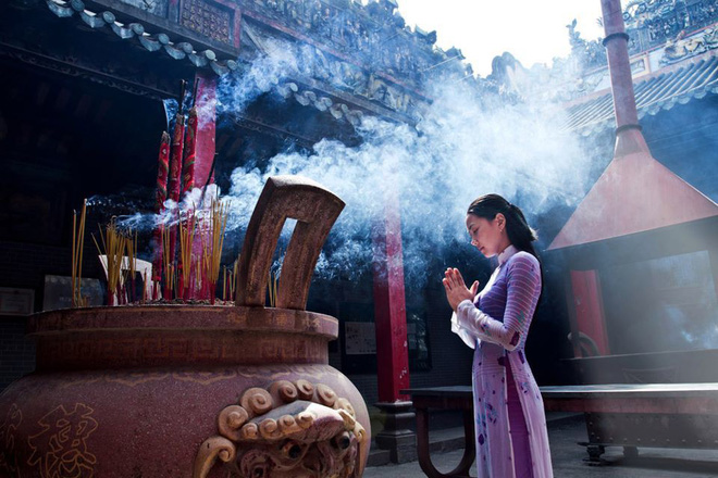 LỄ PHÙ CHÚ TRẺ EM SINH CHẠM GIỜ