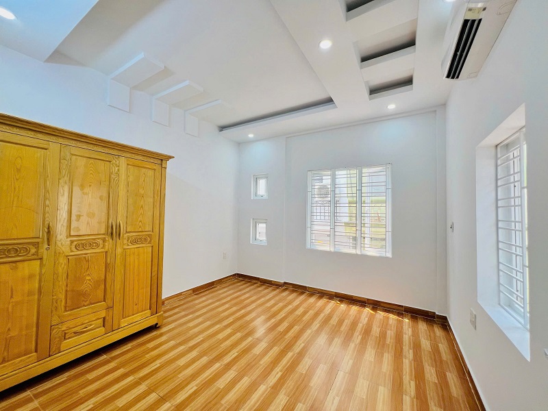 BÁN NHÀ LÔ GÓC – 2 MẶT THOÁNG – TAXI ĐỖ CỬA – GẦN AEON MALL, LÊ CHÂN, HẢI PHÒNG 