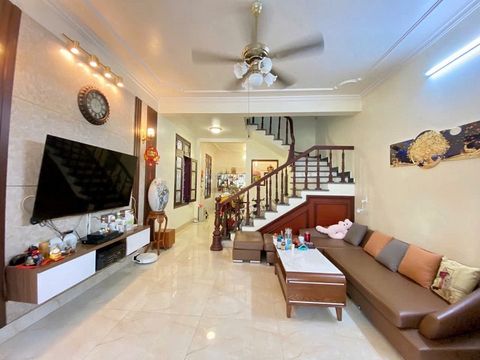 Bán nhà riêng 3 tầng, độc lập, có sân cổng – Văn Cao, Hải Phòng