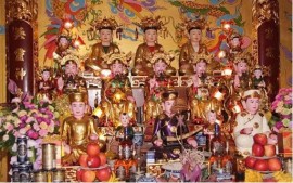 Văn khấn tứ phủ chầu bà trong đền