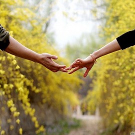 ĐÃ LÀ DUYÊN THÌ NGHÌN TRÙNG XA CÁCH CŨNG SẼ GẶP ĐƯỢC NHAU, ĐÃ LÀ NỢ THÌ CÓ TRỐN CHÂN TRỜI GÓC BỂ CŨNG KHÔNG THOÁT ĐƯỢC