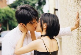 ĐẾN MỘT THỜI ĐIỂM CÓ NHAU LÀ ĐỦ, LÃNG MẠN KHÔNG CÒN QUAN TRỌNG NỮA